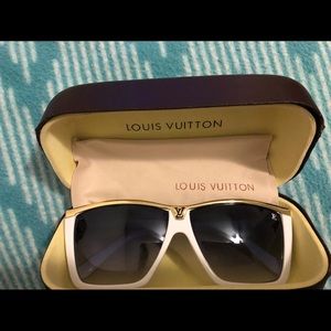 LV glasses!!